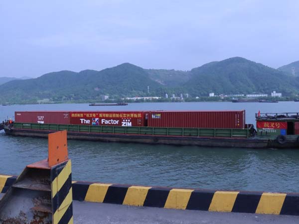“杭叉號”海河聯(lián)運班輪成功首航，又一精品航線“金名片”