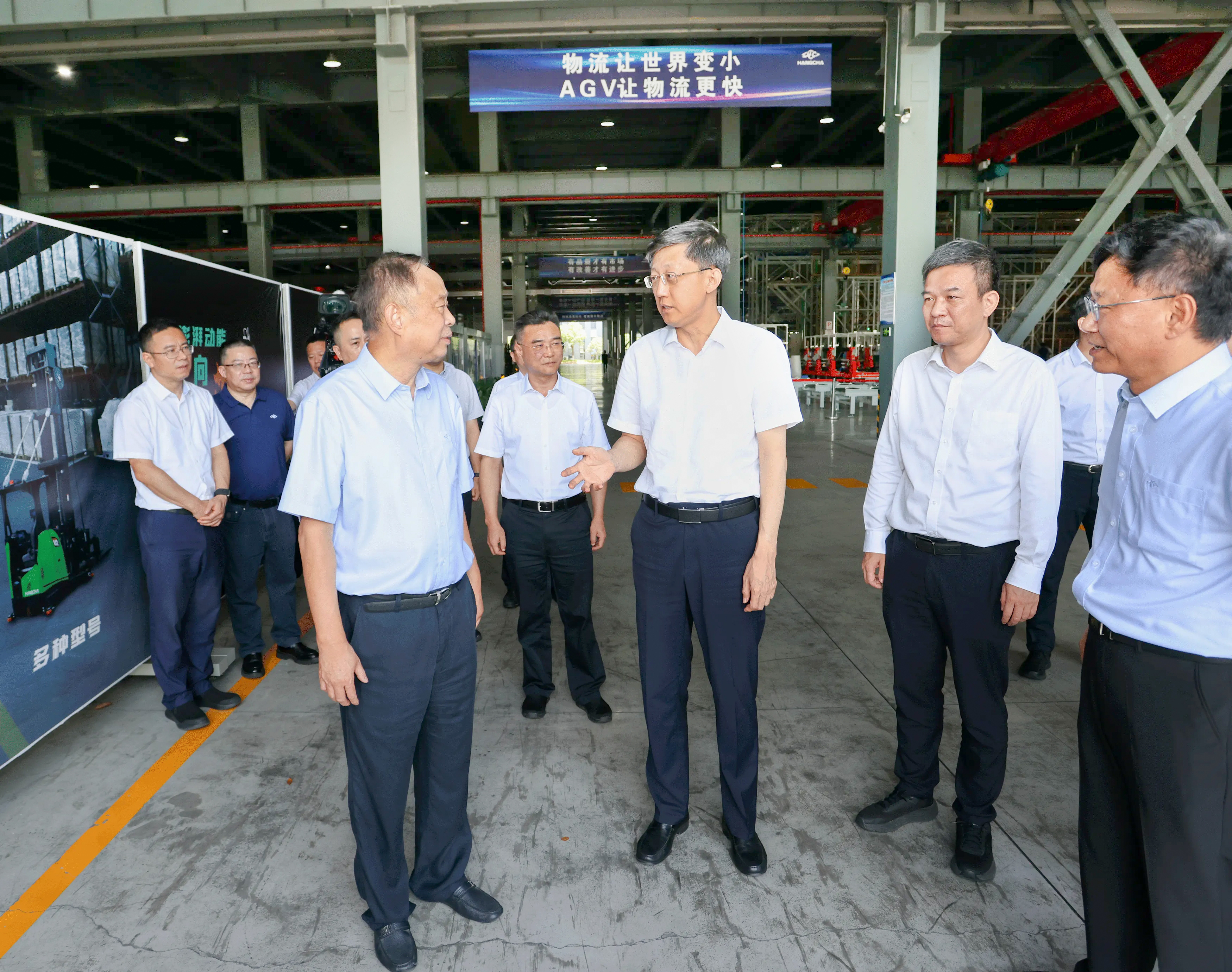 省委常委、杭州市委書記劉非調(diào)研杭叉集團(tuán)配圖（調(diào)亮度）.jpg